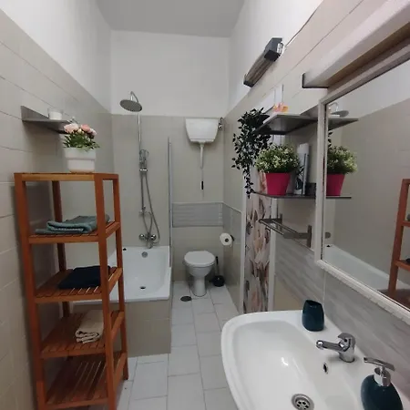 Lejlighed Piso En El Casco Antiguo Con Patio Privado